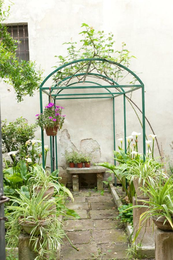 Casa D'Artista Suite & Garden Lecce Exteriör bild